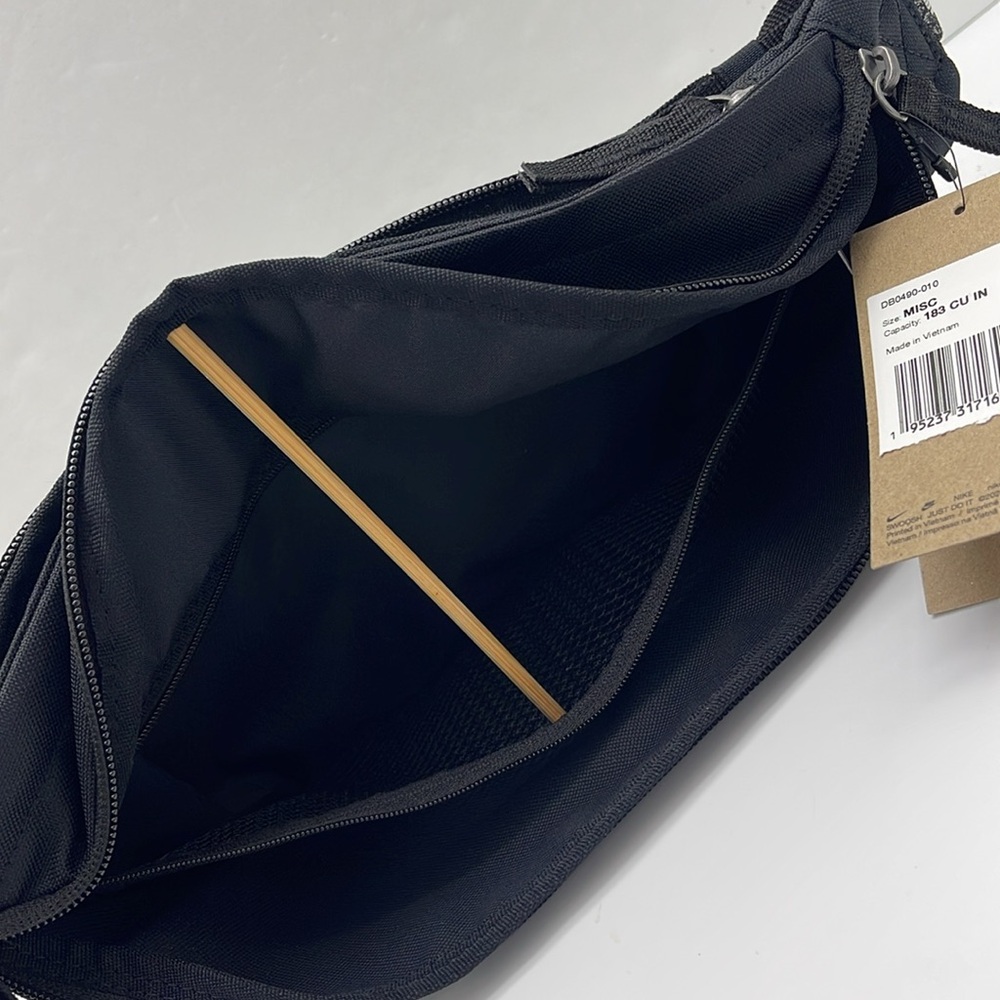 Nike Black White Belt Bag Nike Heritage Waistpack (3L) & Fanny Pack
Black 
NWT - Picture 16 of 16